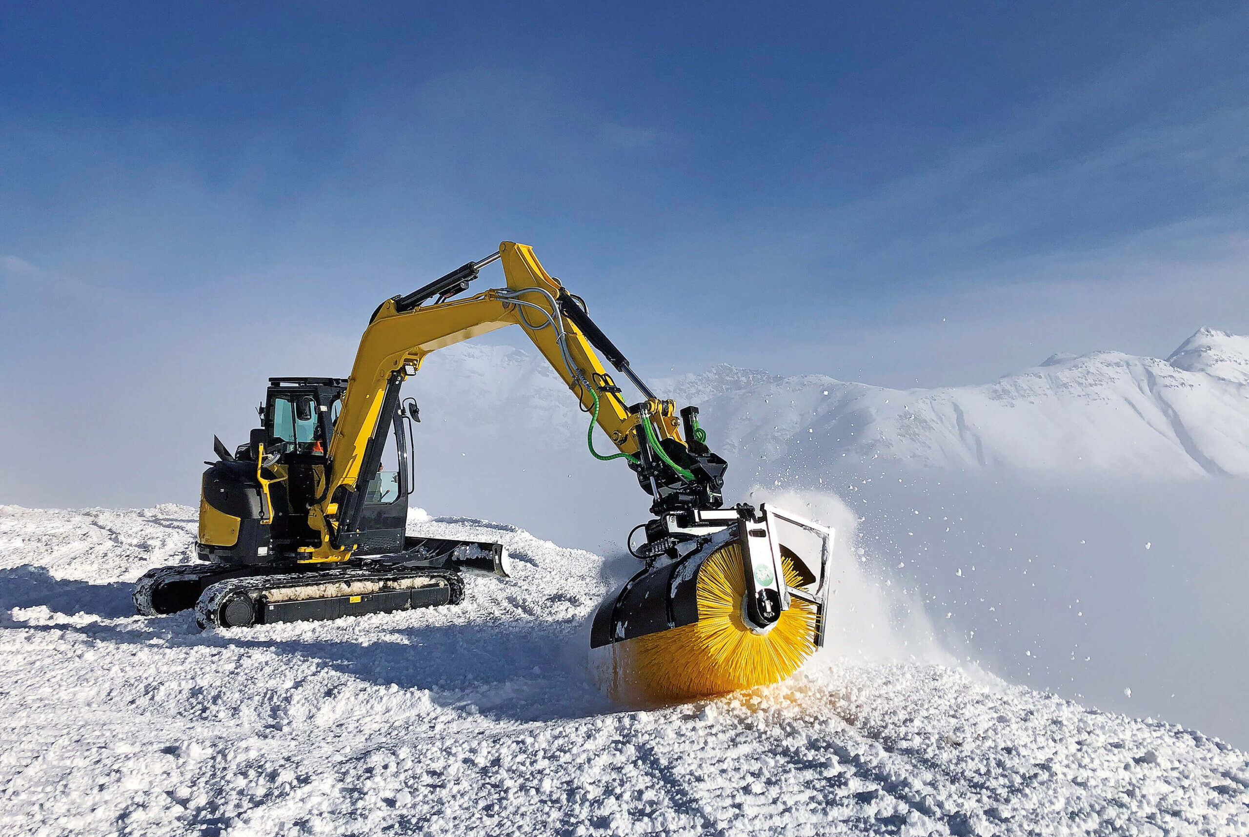 Steelwrist-X12-S50_sweeper